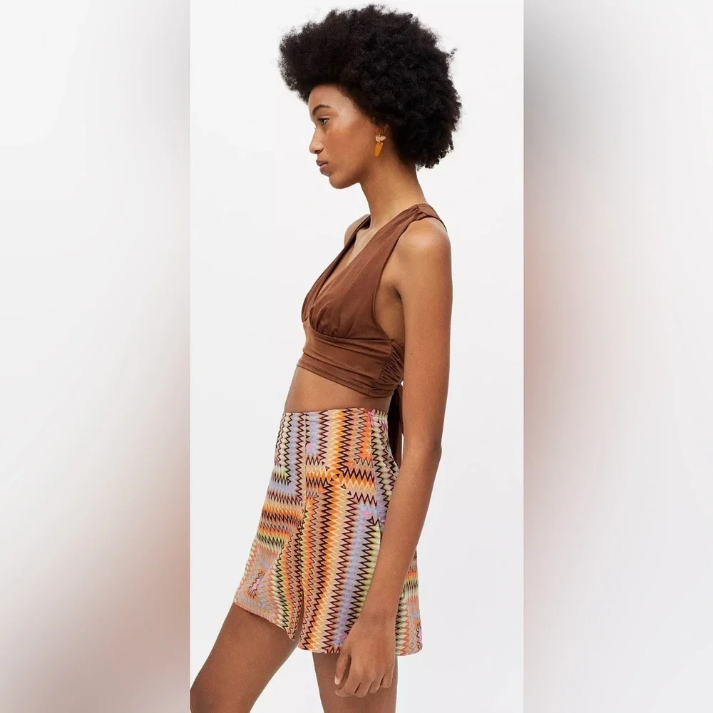 UO Paradise Printed Notched Mini Skirt Small - Picture 2 of 10